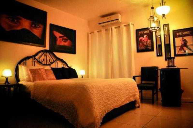 Bed and Breakfast Casa Amapola Manila Taguig Exterior foto